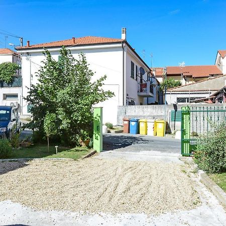 Agriturismo La Casa Degli Zii Альбенга Экстерьер фото