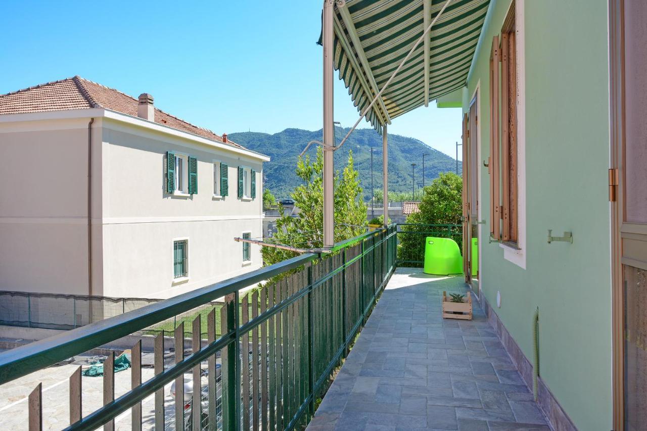 Agriturismo La Casa Degli Zii Альбенга Экстерьер фото